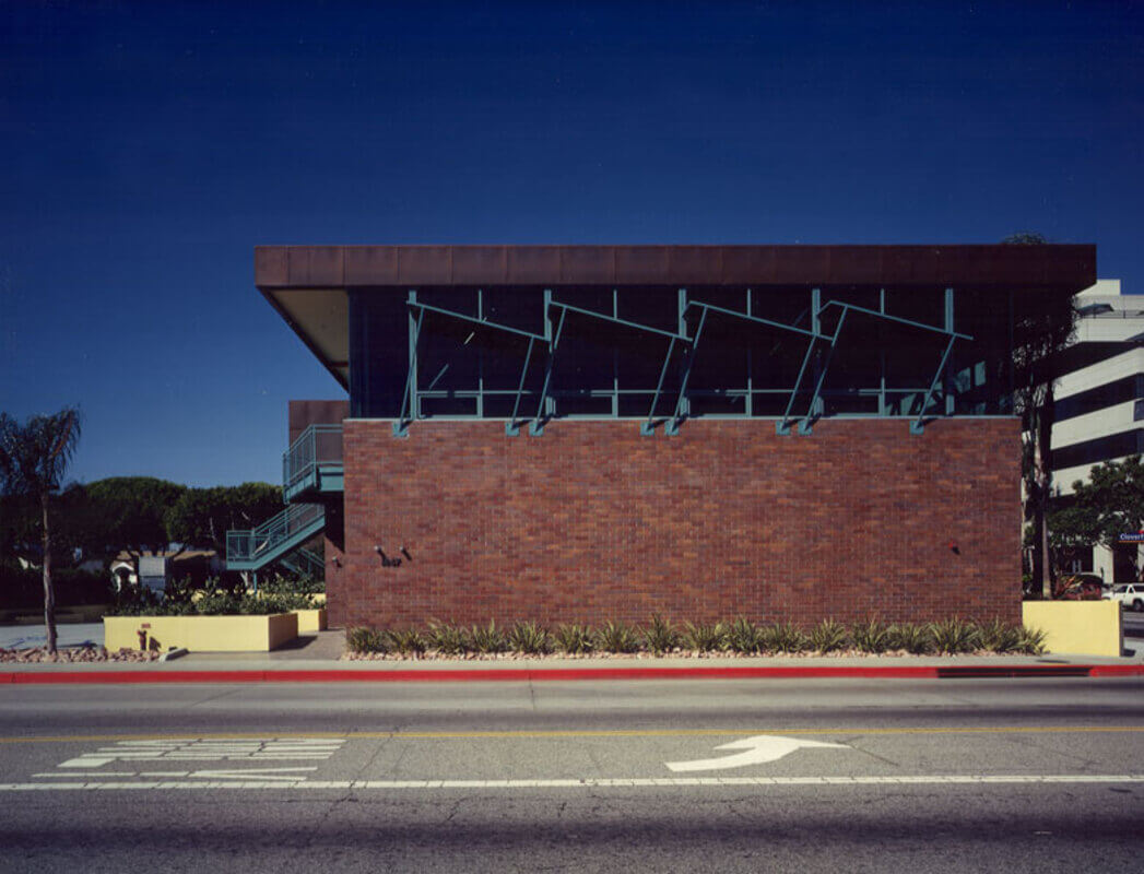1447 Cloverfield Project Gallery