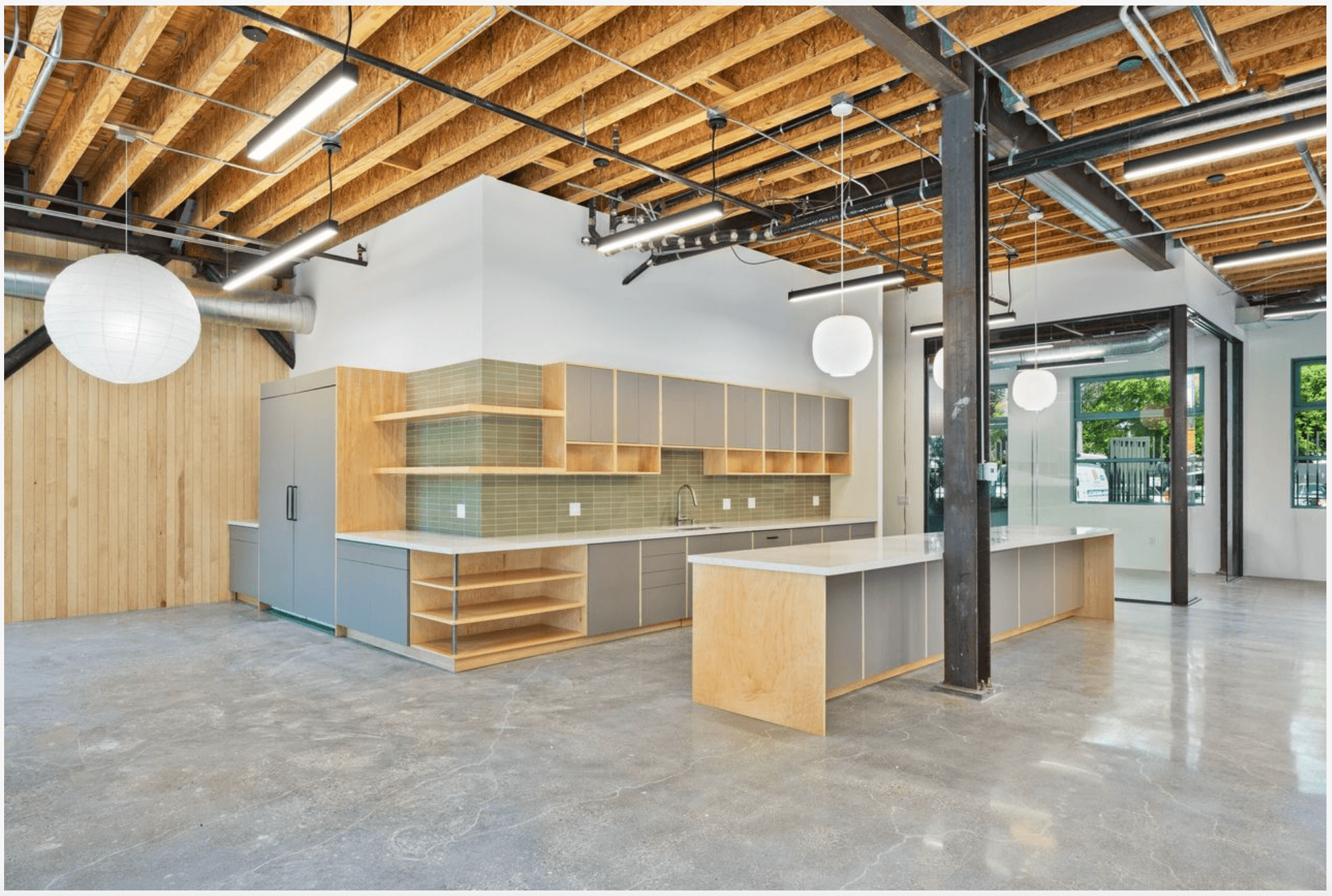 1447 Cloverfield Project Gallery