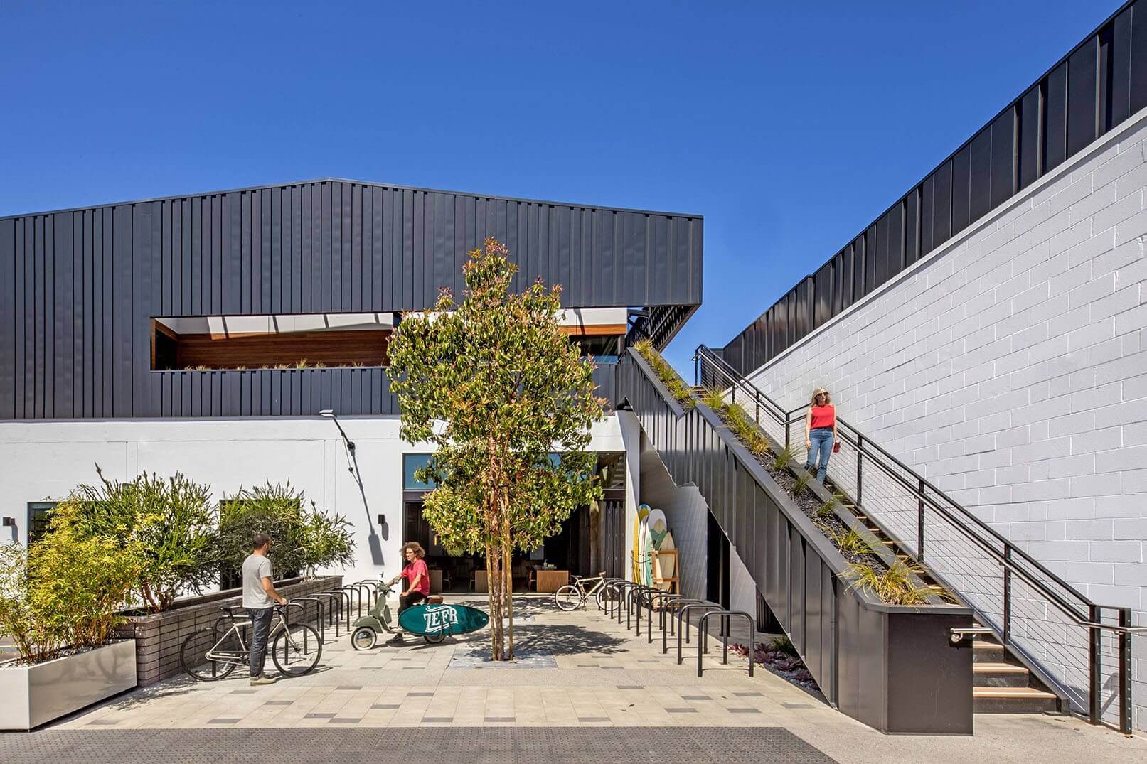 MDR Truss Campus Project Gallery